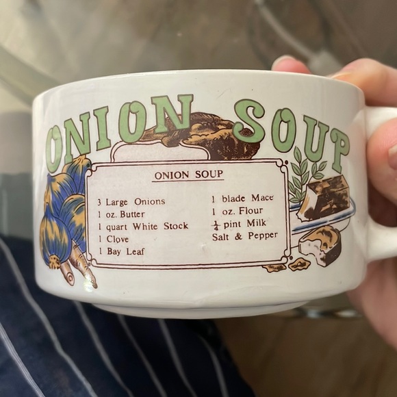 6 Retro Soup Crocks